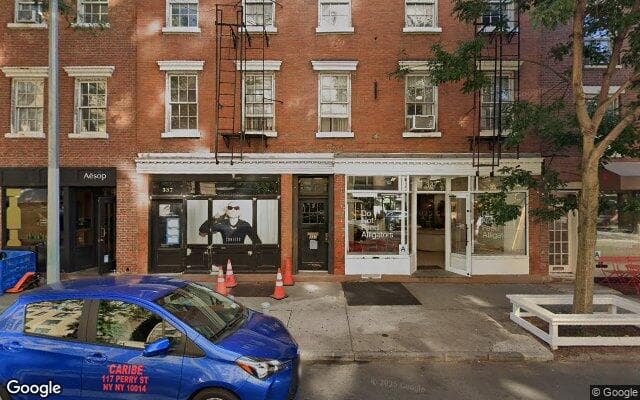 Street view of Do Not Feed Alligators