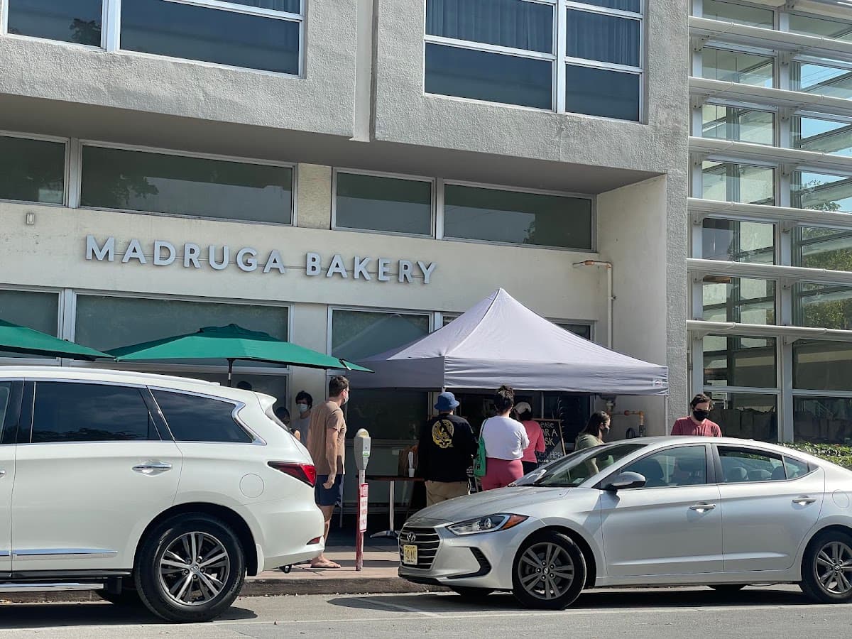 Madruga Bakery