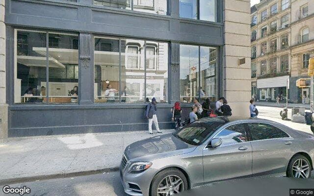 Street view of Blue Bottle Coffee