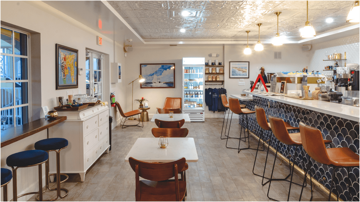 Gilbert's Coffee Bar - Sunset Bay