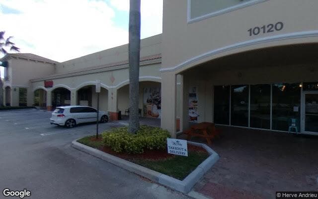 Street view of Cumbres Coffee Roasters Wellington